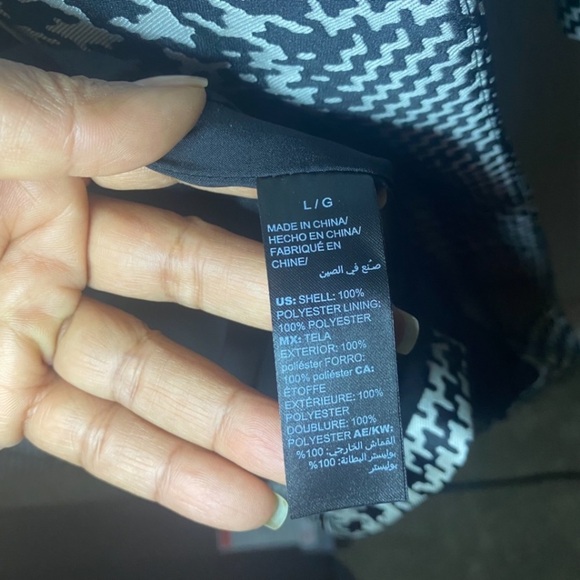 NWOT White House Black Market Houndstooth Belted Jacket - Size L - Picture 9 of 10